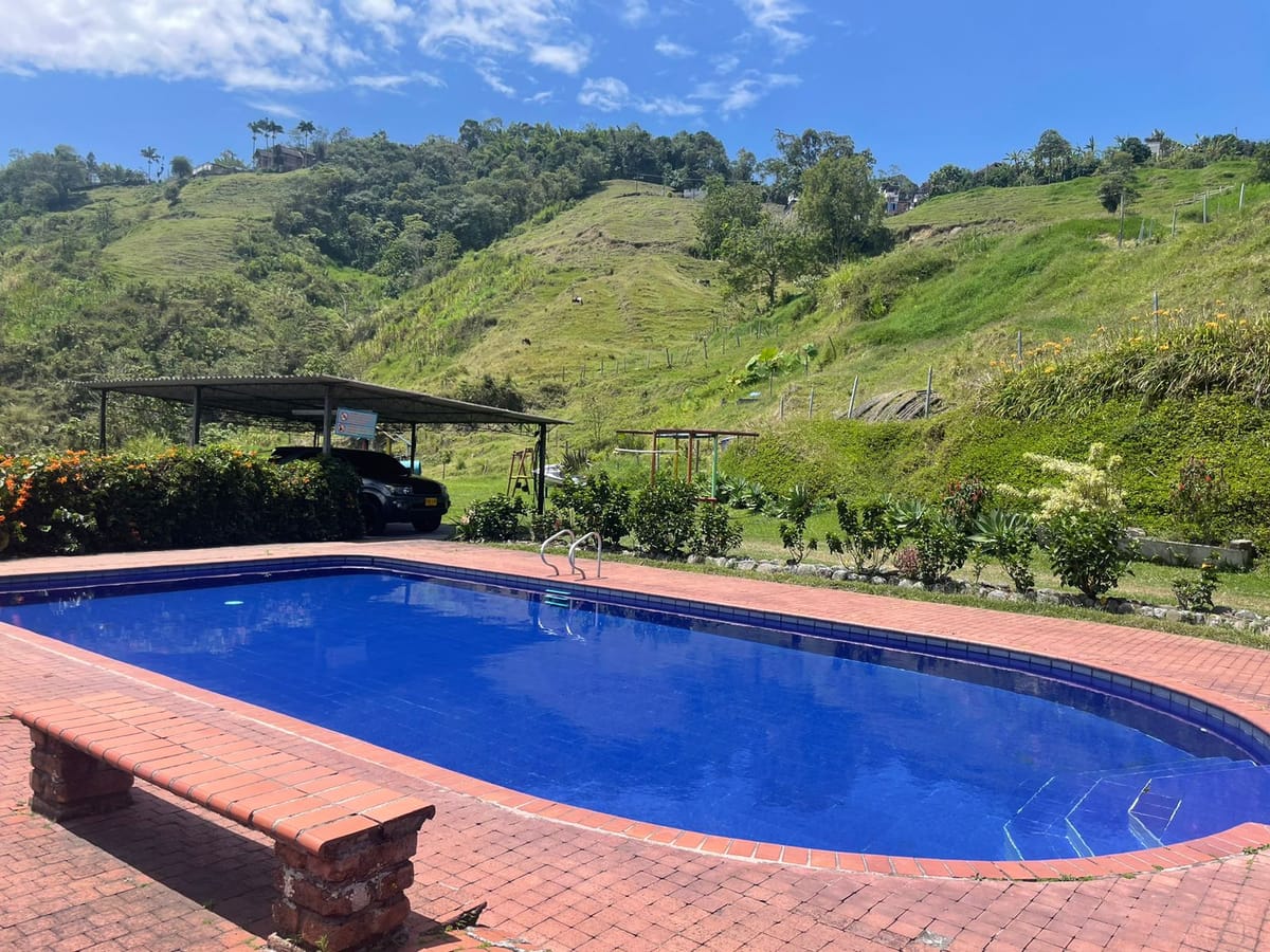 Finca Piscina - foto 2