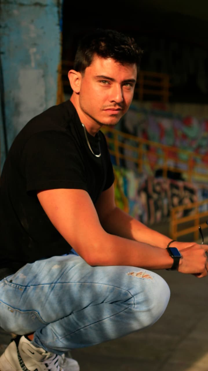 Julián Daniel Valencia Ramírez - foto 2